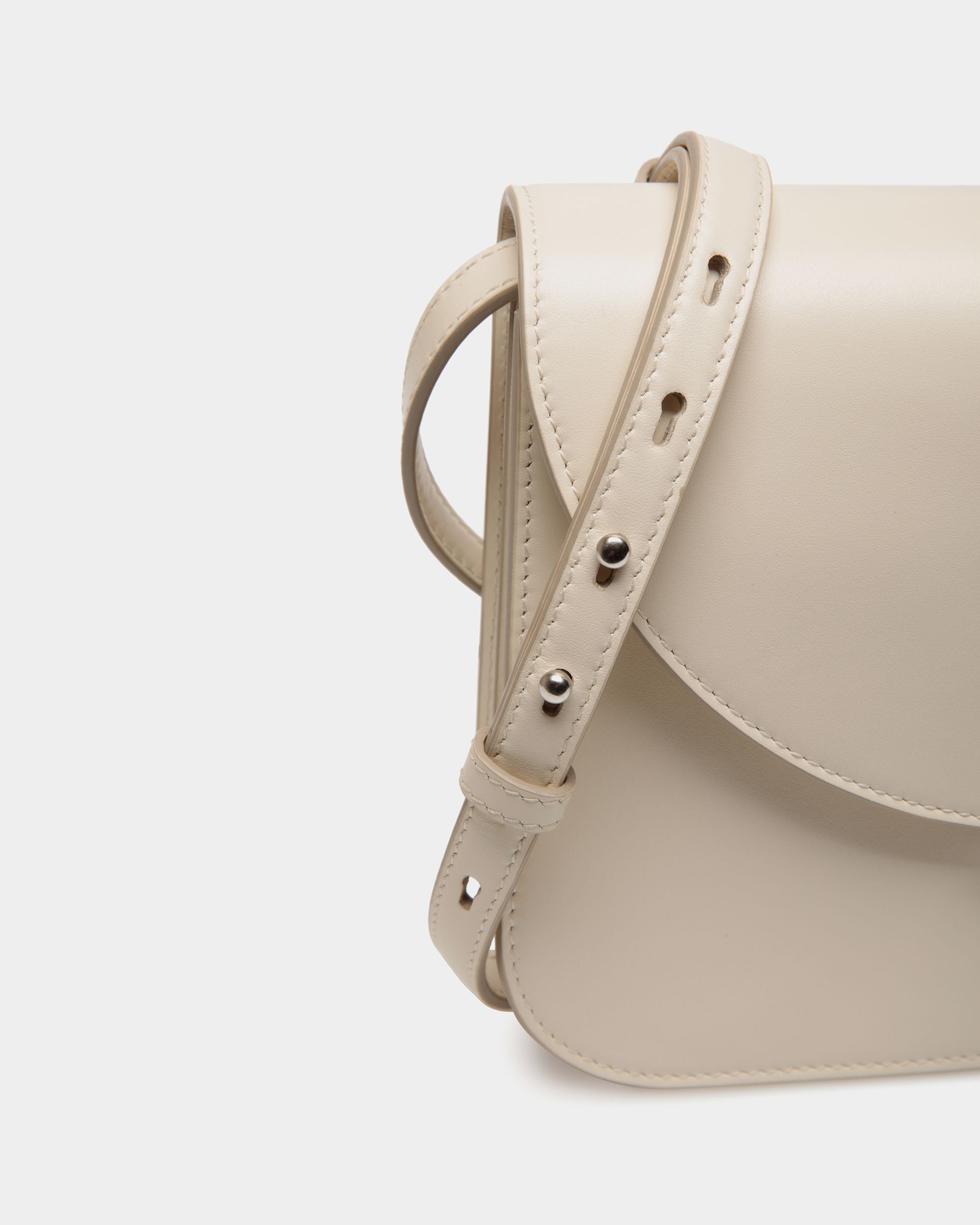 Sac À Bandoulière Ollam En Cuir Blanc - Femme - Bally - 05