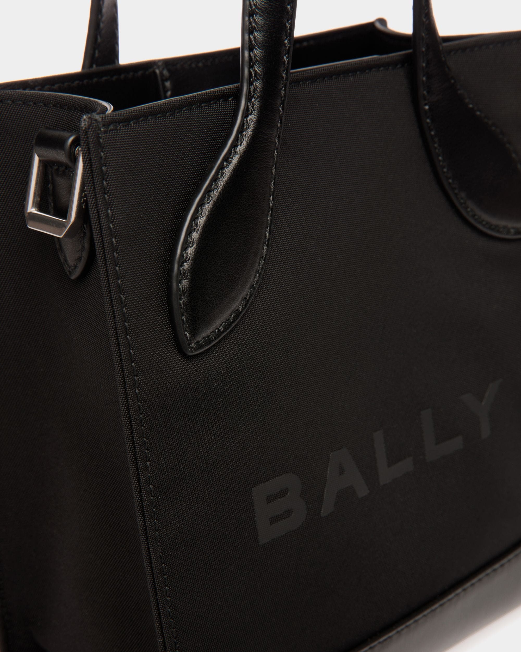 Mini Sac Cabas Bar En Nylon Et Cuir Noirs - Femme - Bally - 04