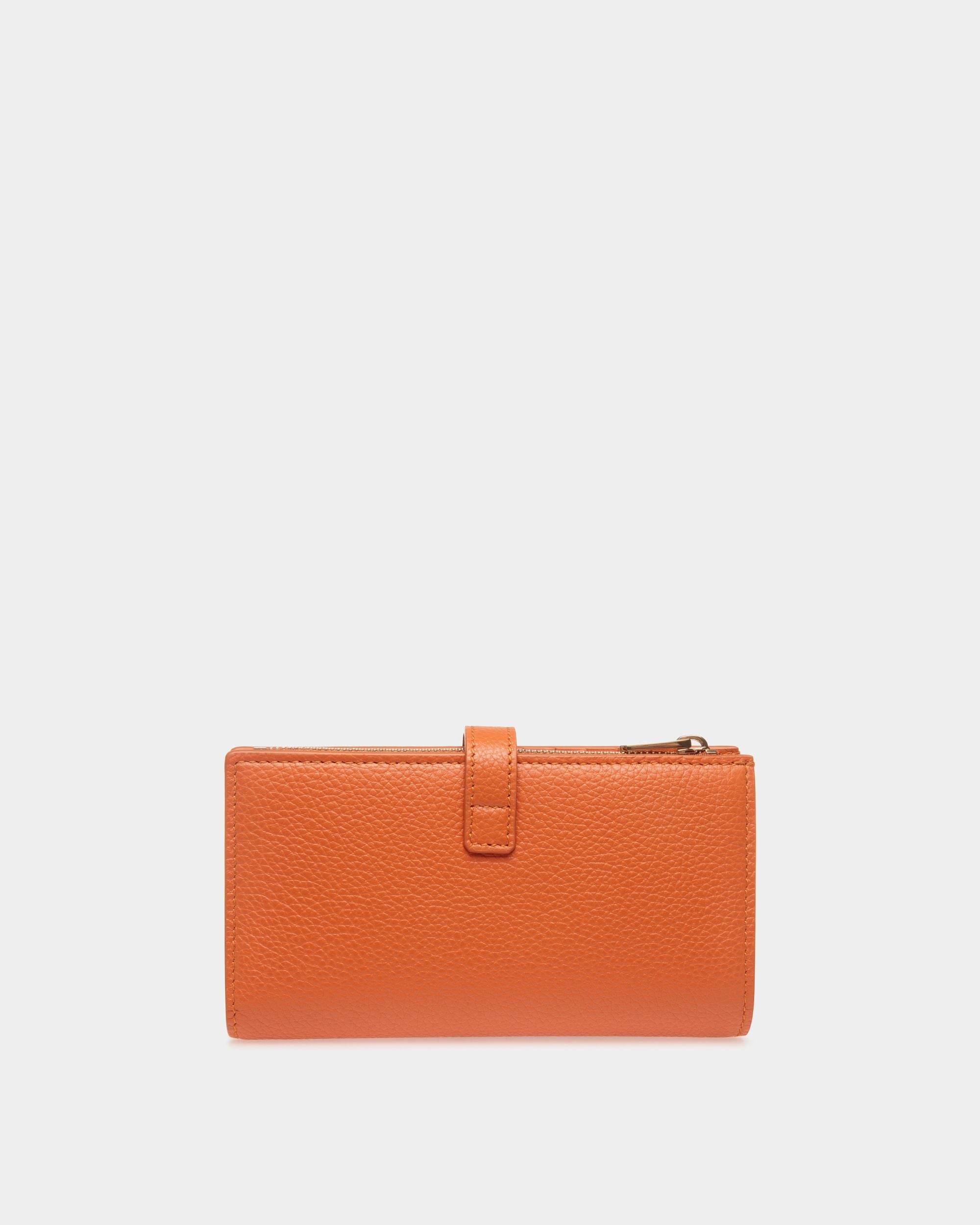 Portefeuille Long Lock Me En Cuir Grainé Koi Orange - Femme - Bally - 02